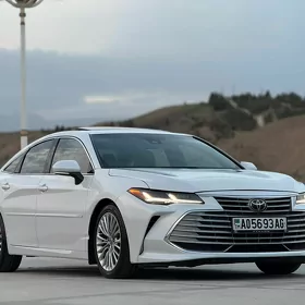 Toyota Avalon 2021