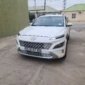 Hyundai Kona 2021
