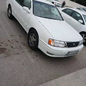 Toyota Avalon 1999