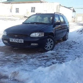 Ford Escort 2000