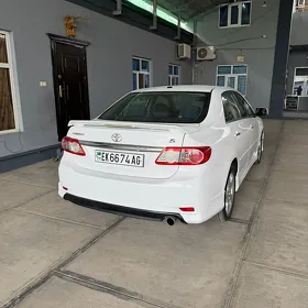 Toyota Corolla 2011