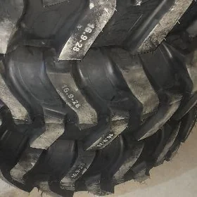 Traktor Teker 16.9/28