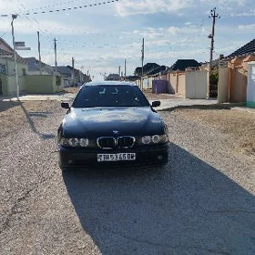 BMW E39 1999