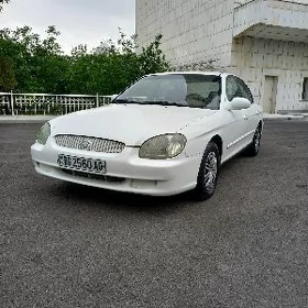 Hyundai Sonata 2001