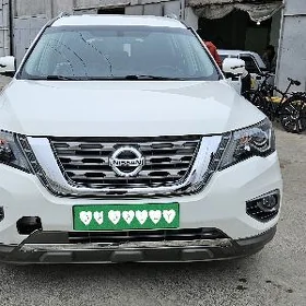 Nissan Pathfinder 2020