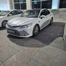 Toyota Camry 2022