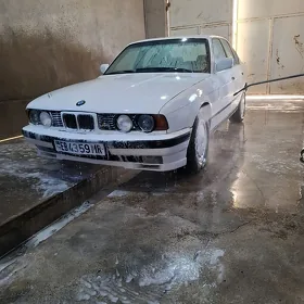 BMW 528 1990