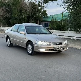 Toyota Camry 2001