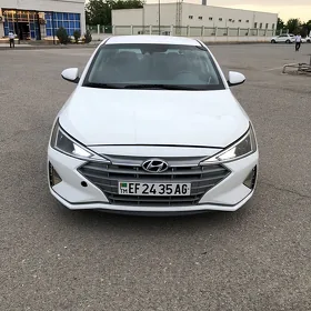 Hyundai Elantra 2019