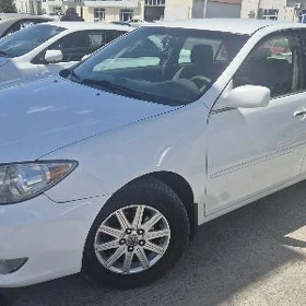 Toyota Camry 2004