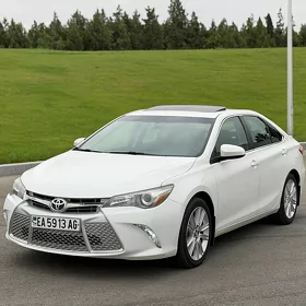 Toyota Camry 2016