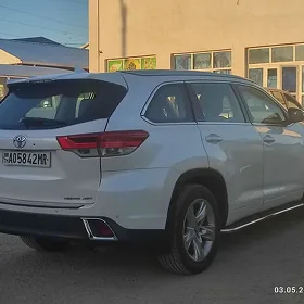 Toyota Highlander 2018