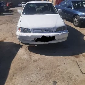 Toyota Corona 1998