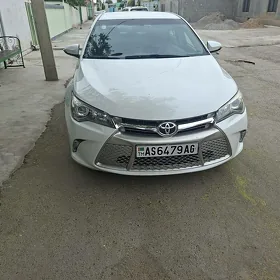 Toyota Camry 2015