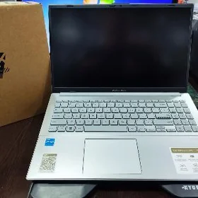 Taze Noutbuk ASUS i3 13 TH