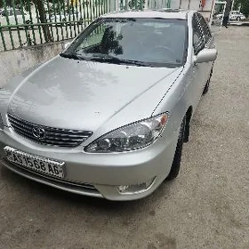 Toyota Camry 2005