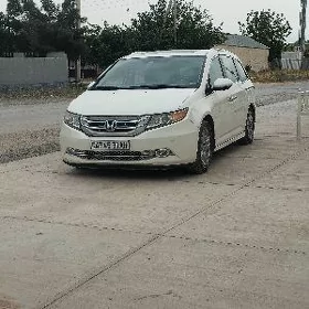 Honda Odyssey 2016