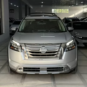 Nissan Pathfinder 2024