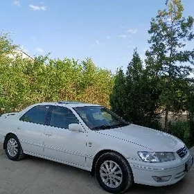 Toyota Camry 2000