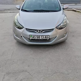 Hyundai Elantra 2011