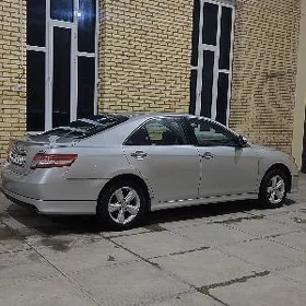 Toyota Camry 2010