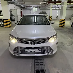Toyota Camry 2016