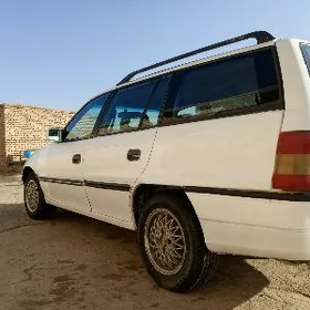 Opel Astra 1992