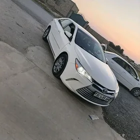 Toyota Camry 2017