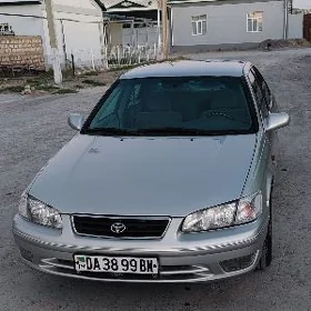 Toyota Camry 2001