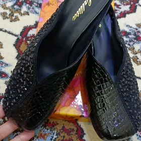 köwüşler