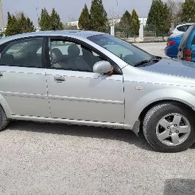 Daewoo Lacetti 2003