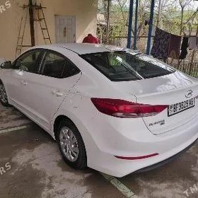 Hyundai Elantra 2017