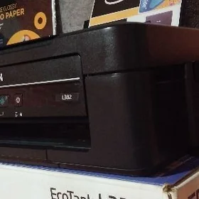 TÄZE EPSON L382 PRINTER 