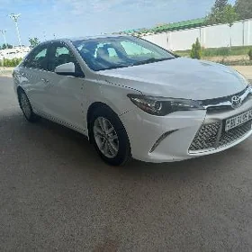 Toyota Camry 2015
