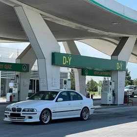 BMW E39 2001
