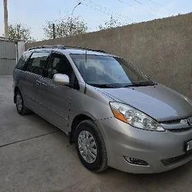 Toyota Sienna 2009