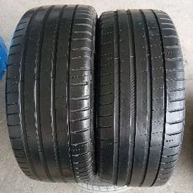 235 45 18 MICHELIN