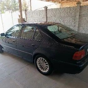 BMW E39 1998