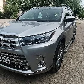 Toyota Highlander 2017