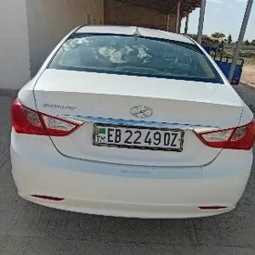 Hyundai Sonata 2012