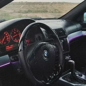 BMW E39 2000