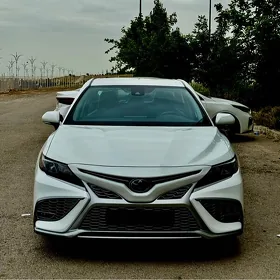 Toyota Camry 2023