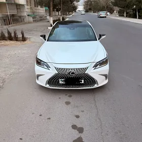 Lexus ES 350 2019