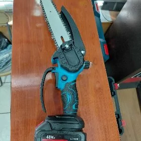 Pila Batareyli Agaç kesyan