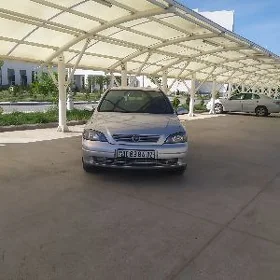 Opel Astra 2003