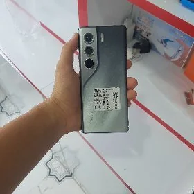 TECNO CAMON 40 PRO