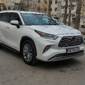 Toyota Highlander 2020