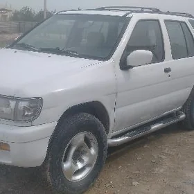 Nissan Pathfinder 1998
