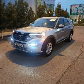 Ford Explorer 2022