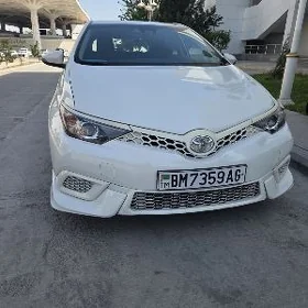 Toyota Corolla iM 2017